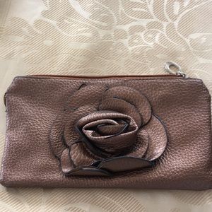 Rosette zipper pouch, great for change purse!